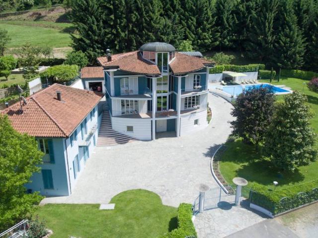 Villa in vendita a Cossano Belbo CN