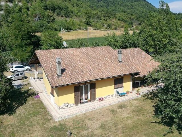 Villa in vendita a Cosseria SV