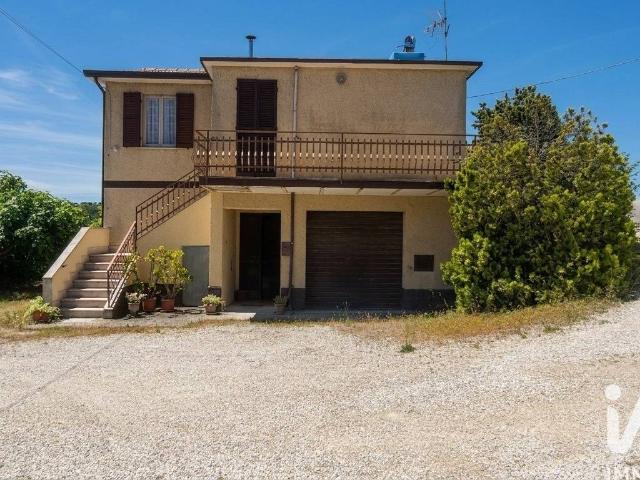 Casa indipendente in vendita a Cossignano AP