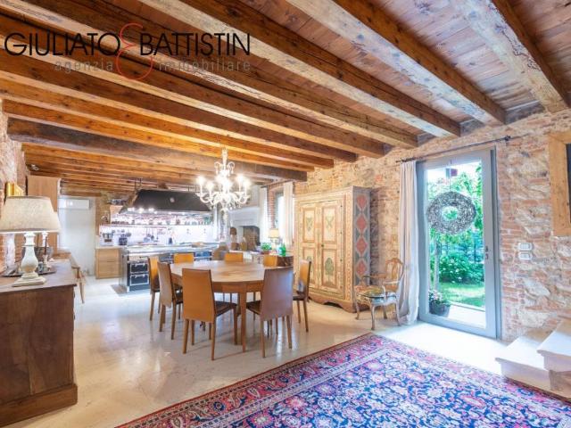 Villa in vendita a Costabissara VI