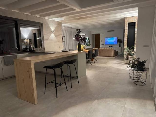 Villa in vendita a Costermano sul Garda VR
