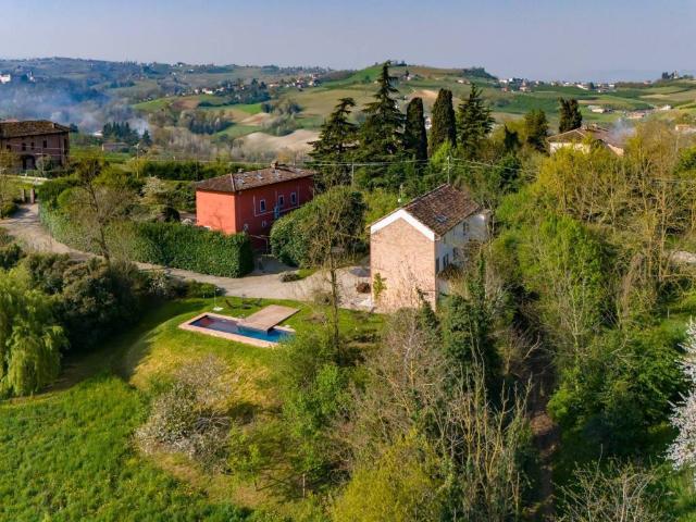 Villa in vendita a Costigliole d'Asti AT
