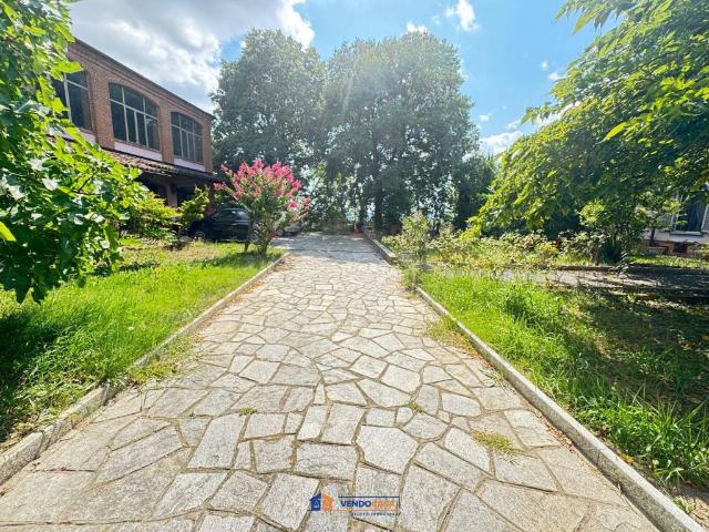 Villa in vendita a Costigliole d'Asti AT