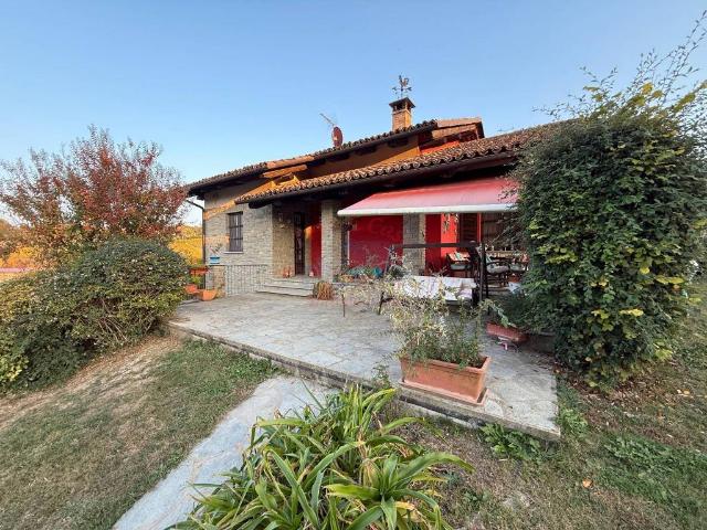 Villa in vendita a Costigliole d'Asti AT