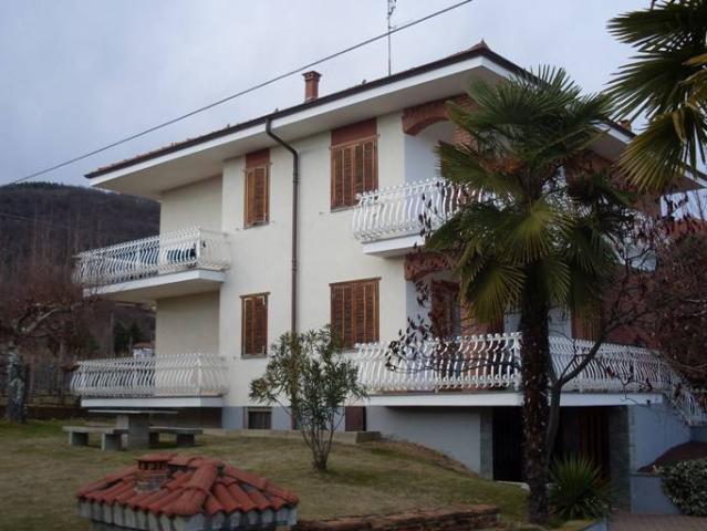Villa in vendita a Costigliole Saluzzo CN