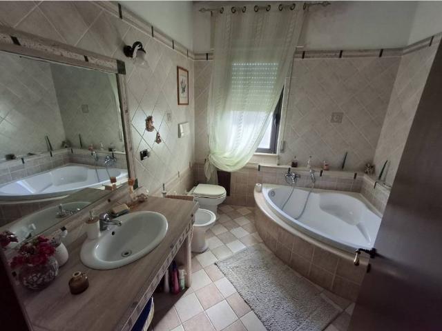 Villa in vendita a Catanzaro CZ