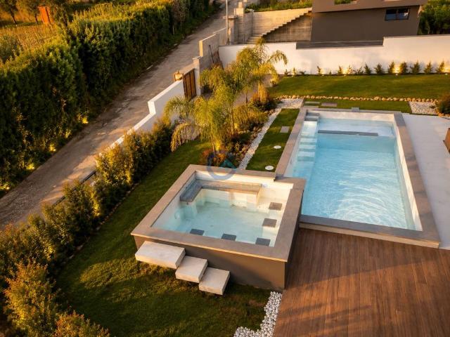 Villa in vendita a Catanzaro CZ