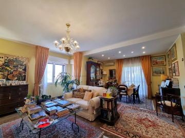 Villa in vendita a Catanzaro CZ