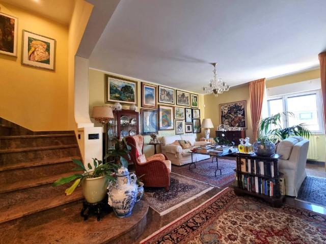 Villa in vendita a Catanzaro CZ