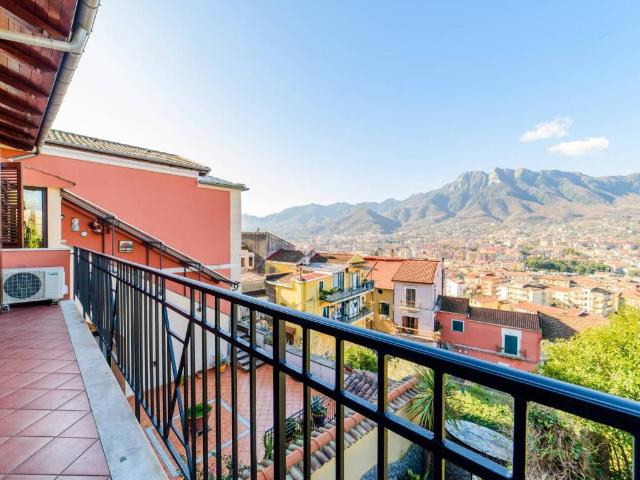 Villa in vendita a Cava de' Tirreni SA