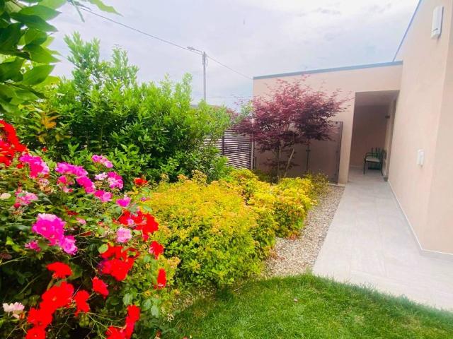 Villa in vendita a Cava Manara PV