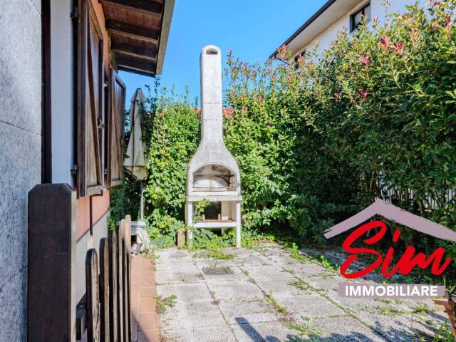 Villa in vendita a Cavaglio d'Agogna NO