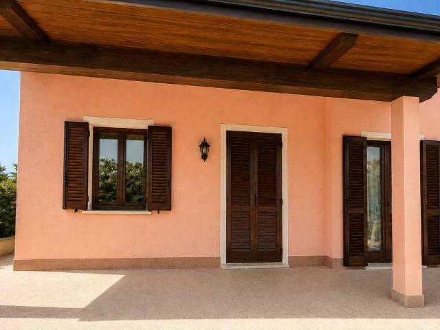 Villa in vendita a Cavaglià BI