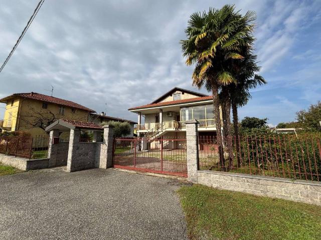 Villa in vendita a Cavaglià BI