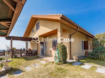 Villa in vendita a Cavaion Veronese VR