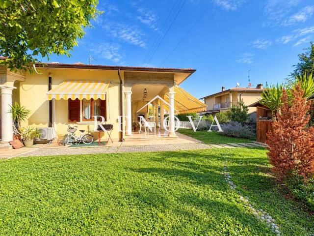 Villa in vendita a Cavaion Veronese VR