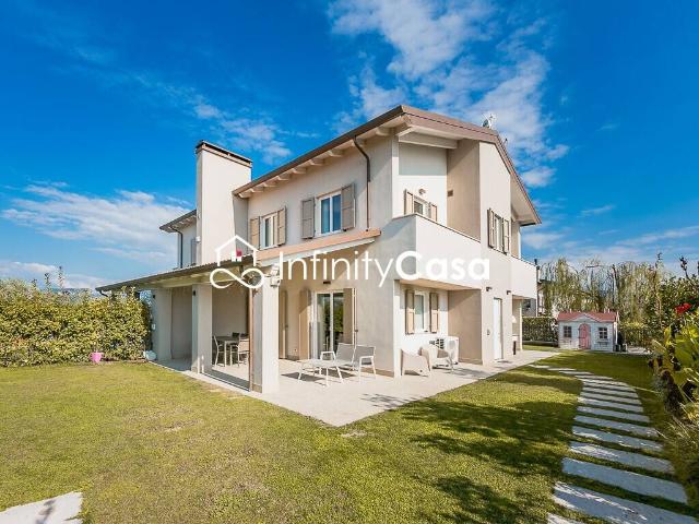 Villa in vendita a Cavaion Veronese VR
