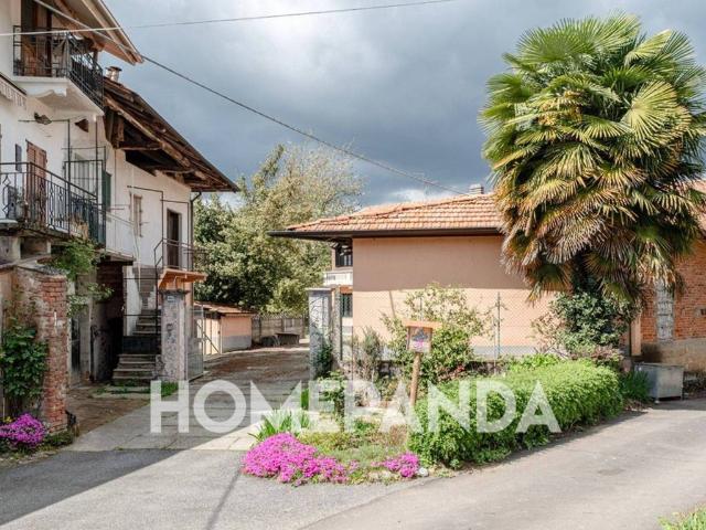 Villa in vendita a Cavallirio NO