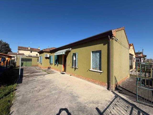 Villa in vendita a Cavarzere VE
