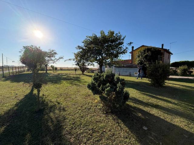 Villa in vendita a Cavarzere VE