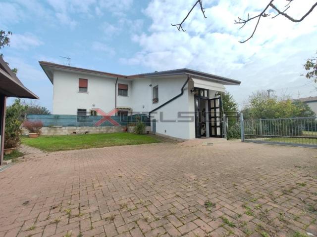 Villa in vendita a Cavarzere VE
