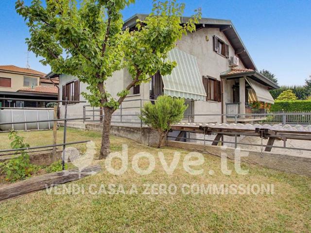 Villa in vendita a Cavaria con Premezzo VA