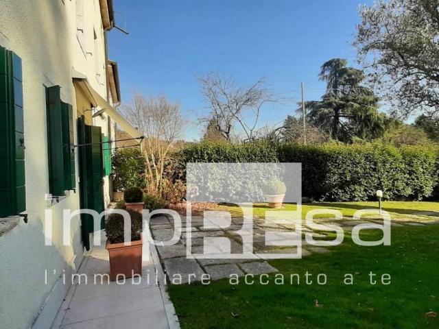 Villa in vendita a Cavaso del Tomba TV