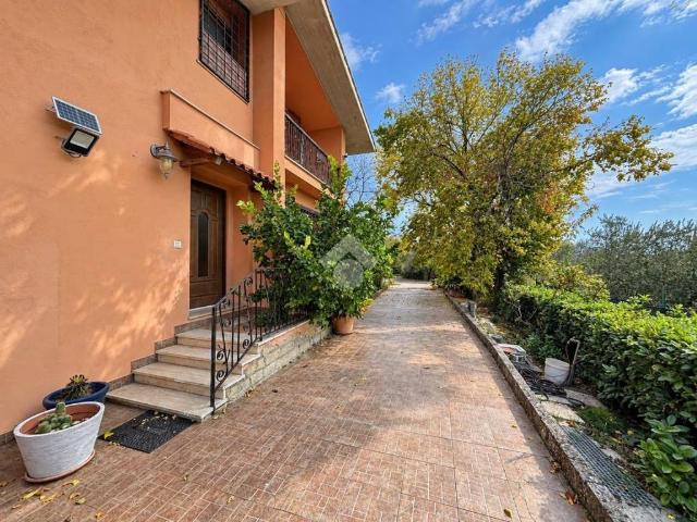 Villa in vendita a Cave RM