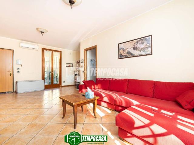 Villa in vendita a Cavenago di Brianza MB
