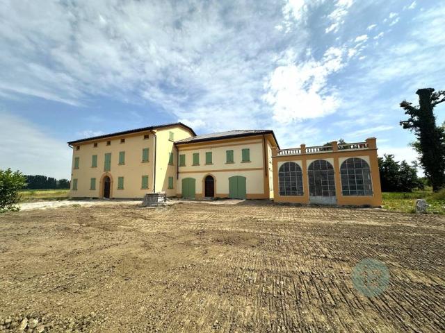Villa in vendita a Cavezzo MO