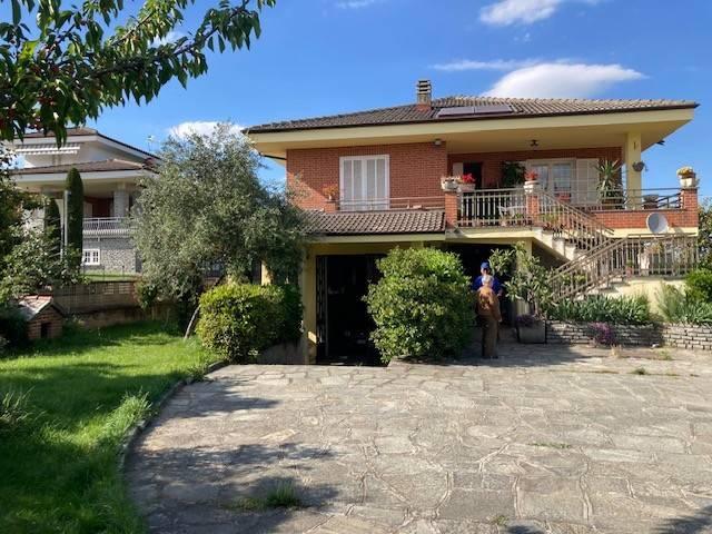 Villa in vendita a Cavour TO