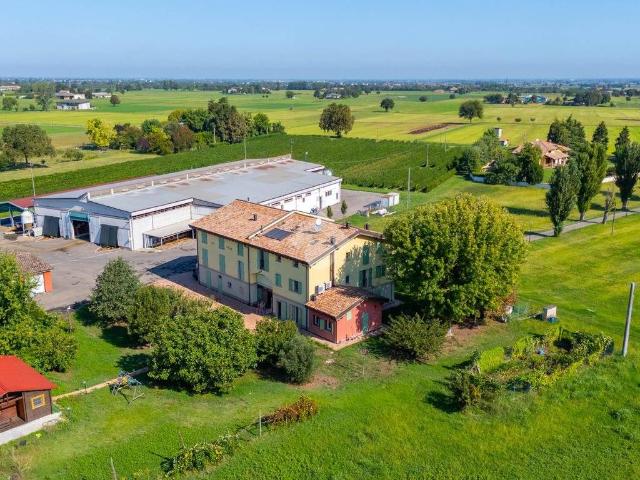 Villa in vendita a Cavriago RE
