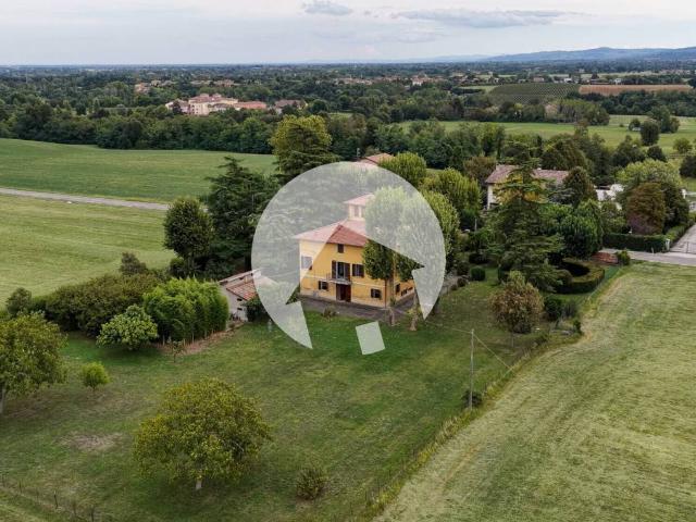 Villa in vendita a Cavriago RE