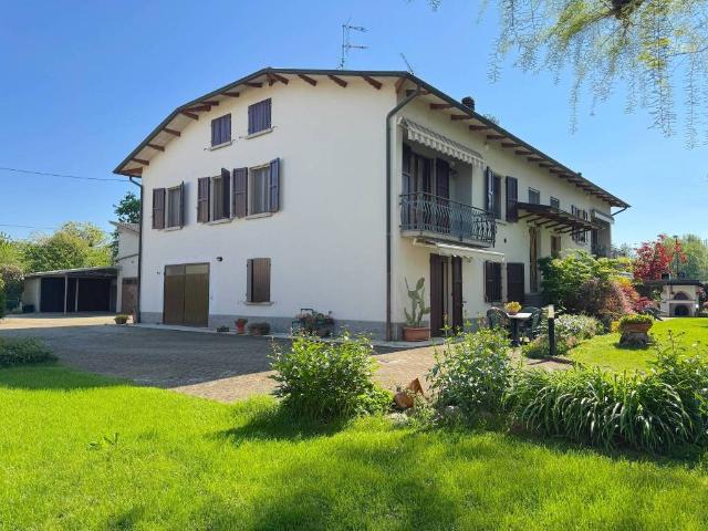 Villa in vendita a Cavriago RE
