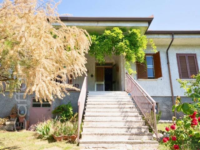 Villa in vendita a Cavriana MN