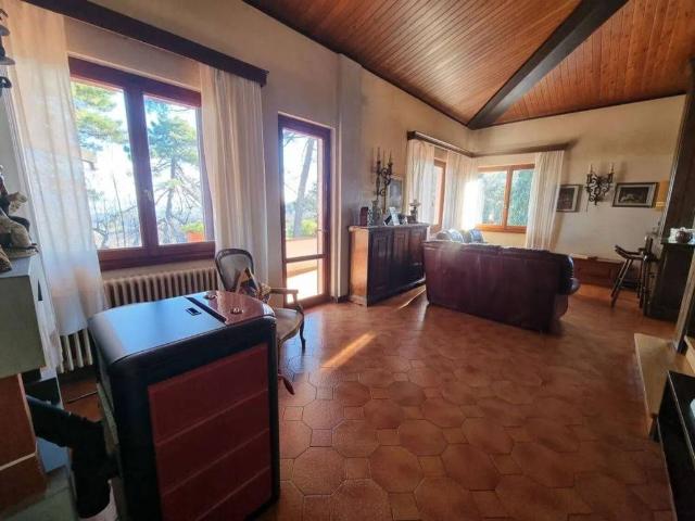 Villa in vendita a Cavriglia AR