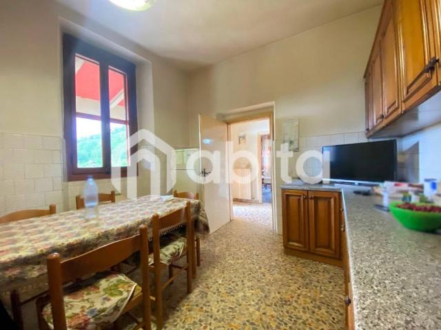 Villa in vendita a Cavriglia AR