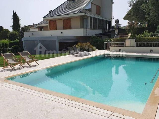 Villa in vendita a Cavriglia AR