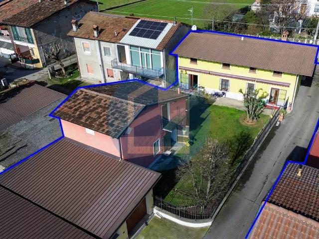 Villa in vendita a Cazzago San Martino BS