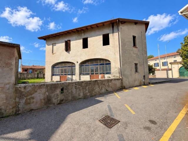 Villa in vendita a Cazzago San Martino BS