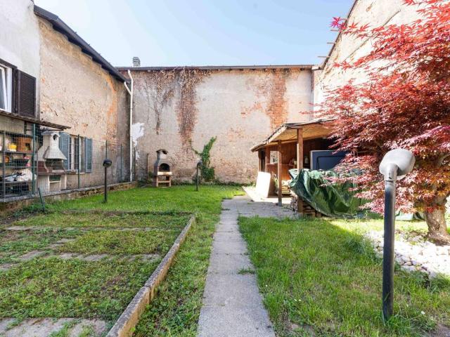 Villa in vendita a Cabiate CO