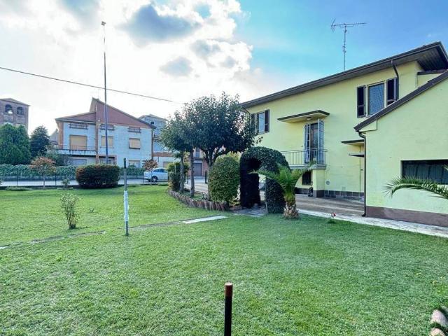 Villa in vendita a Cadeo PC