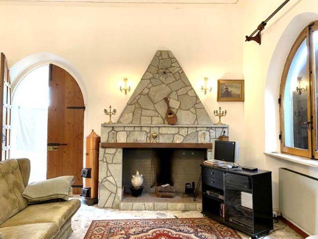 Villa in vendita a Cadeo PC
