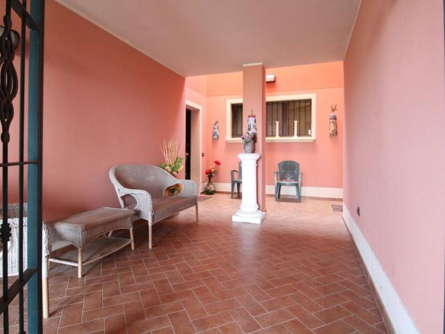 Villa in vendita a Cadelbosco Di Sopra