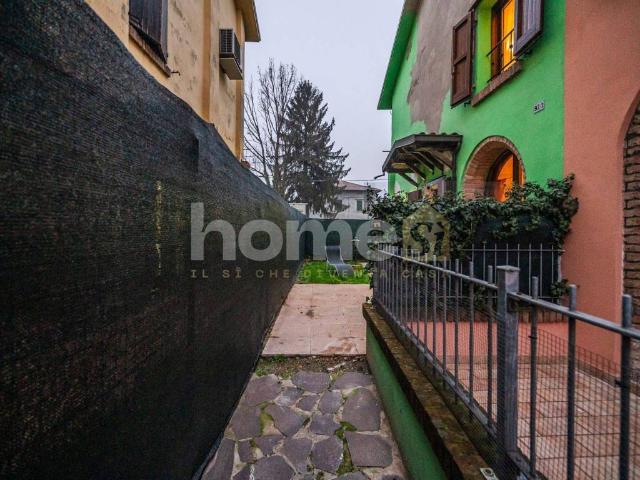 Villa in vendita a Cadelbosco di Sopra RE
