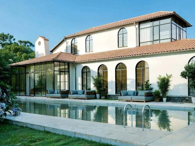 Villa in vendita a Cadorago CO