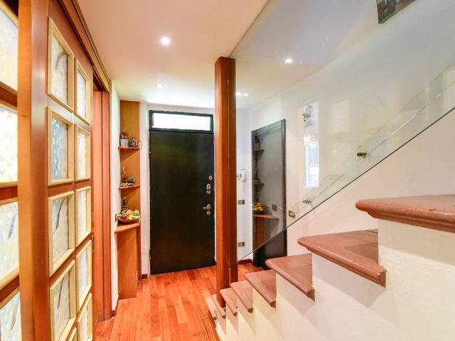 Villa in vendita a Cadorago CO