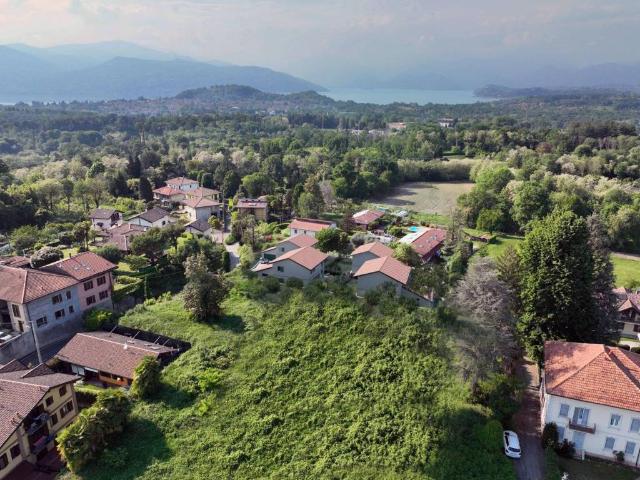 Villa in vendita a Cadrezzate con Osmate VA