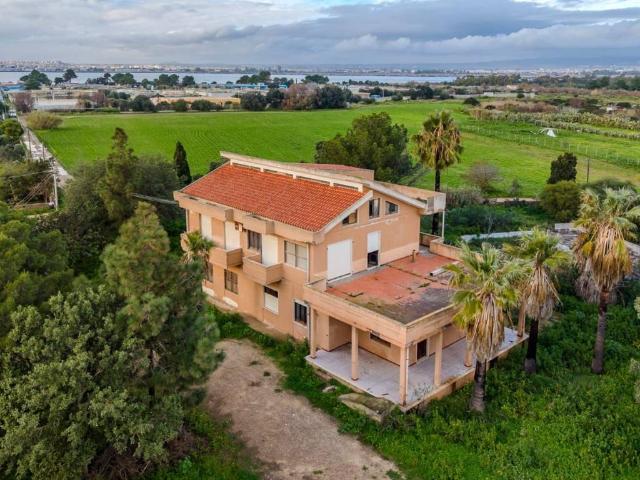 Villa in vendita a Cagliari CA