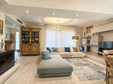 Villa in vendita a Cagliari CA